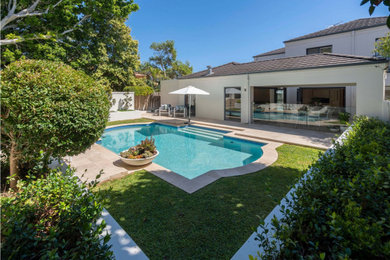 Elegant home design photo in Perth