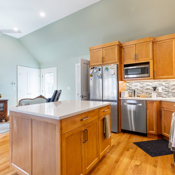 In-Law Suite, Holliston