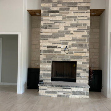 Fireplace/Mailbox/Firepit