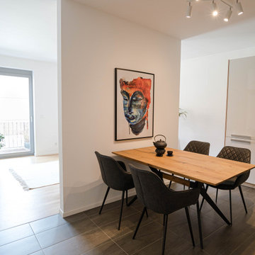 Offenes Esszimmer im ZEN-Stil