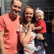 Laura Stell's photo
