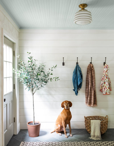 7-Day Plan: Get a Spotless, Beautifully Organized Entry Hall