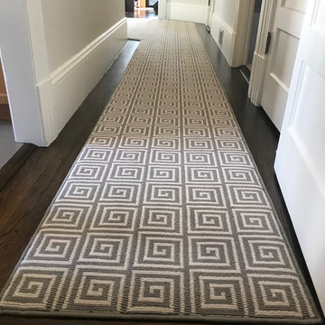 Carpert Hallway Runner: Geometric style