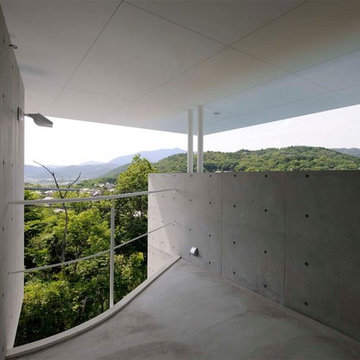 T House