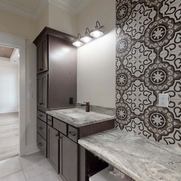 Custom Home with attached Apartment 2020