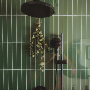 Max Lowe: Starling Matte & 4" Hexagon Bathroom