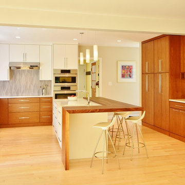 Wood, White and Wavy