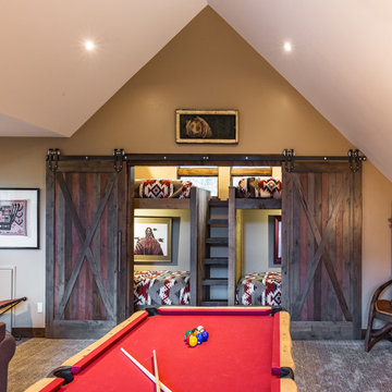 Rustic Mountain Retreat Bonus Room