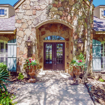 8013 Crown Terrace Boerne, TX 78015
