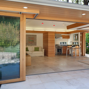 A California Dream in Menlo Park: Indoor-Outdoor Living Enhanced by NanaWall Fol