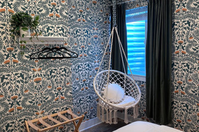 Floral Wallpaper Bedroom – Denver, CO
