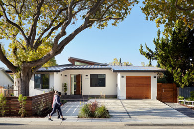 Inspiration for a modern exterior home remodel in San Francisco