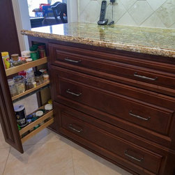 HomeCrest, Jamison, Maple, Sorrel - Kitchen Drawer Organizers