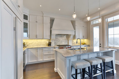 Inspiration for a transitional kitchen remodel in Toronto