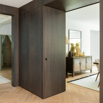 Bespoke wine cabinet and hallway storage