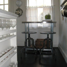 MIL KITCHEN