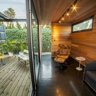 Inspiration for a small modern home studio in Toronto.