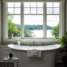 Lake House bathrooms