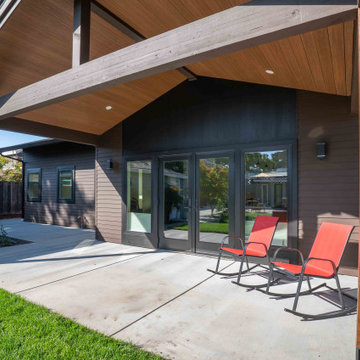 The Bay ADU - Exterior Porch