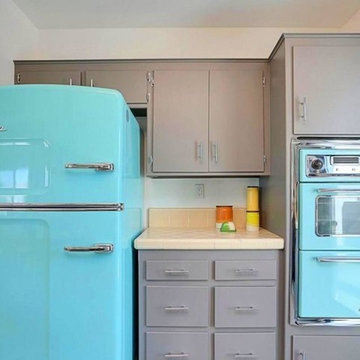 Big Chill Original Retro Refrigerator
