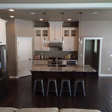 Two More Beautiful Spring Showcase Homes!