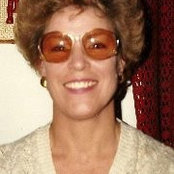 Lois Januszkis foto