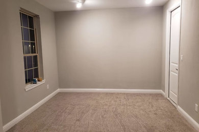 Example of a minimalist home design design in Houston
