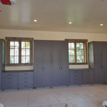 Garage Cabinets\Workbench's