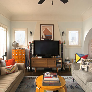 My Houzz: Eclectic Style & Treasured Pieces Personalize A Musician's Apartment