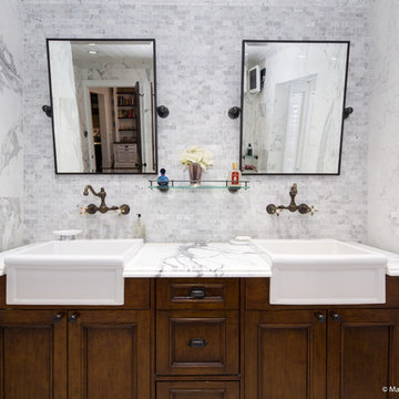 Filmmaker Interprets Luxury Yacht Interior in a 3-BR Home