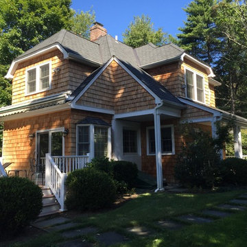 Historic 1908 East Williston Cottage