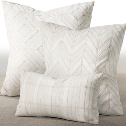 Accent Pillows - Home Decor