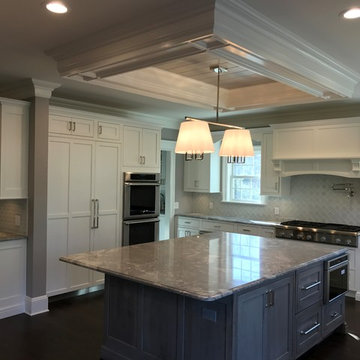 Medallion Platinum Beaded Inset White Icing