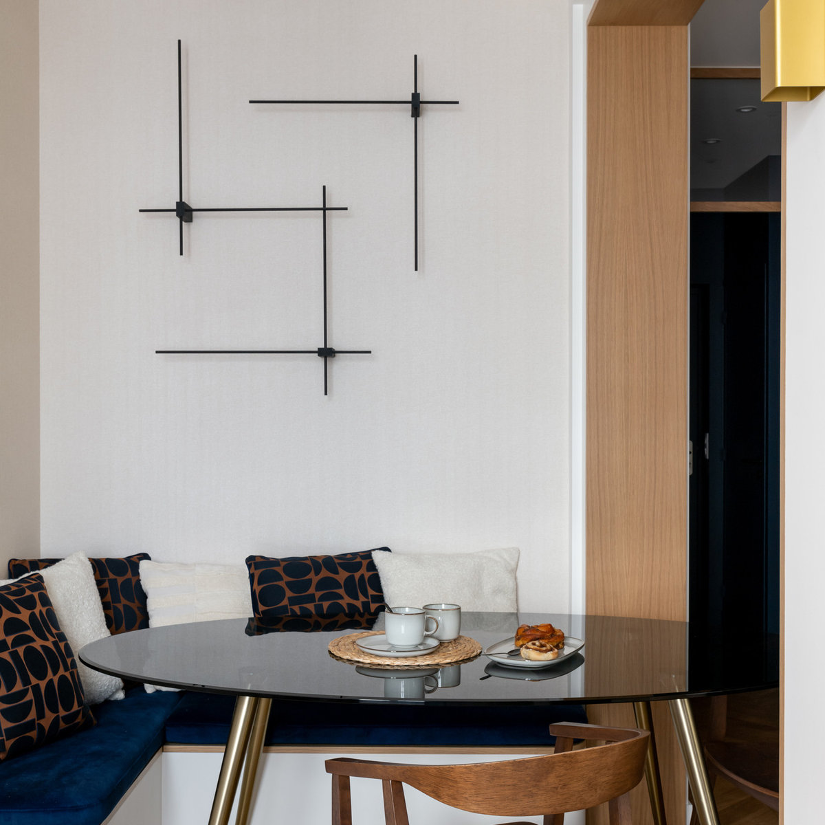 De bureau à appartement feutré, 52 m2 à Paris