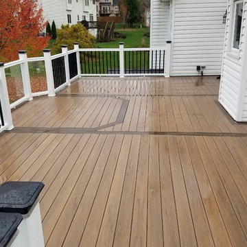 Timbertech White Accent Deck with Glass and Ceiling