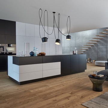 Leicht Collection 2017- BONDI | CLASSIC-FS. Timelessly elegant black and white