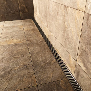 Cupertino Eichler - Master Bath, Linear Shower Drain