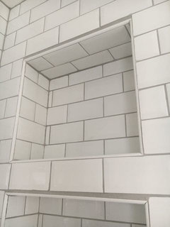 Tiling of Bathroom 3 niches bevelled metro tile... Not Right!!?