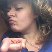 Larsenya Bom's photo