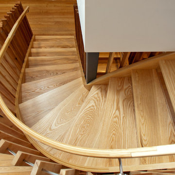Two-level Curved Staircase
