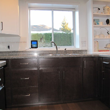 Kitchen Remodel Done in Both Cherry Veneer and Stain White Veneer