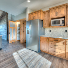 knotty pine