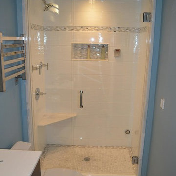 Modern Bathroom with Extras