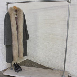 Paris Galvanised Steel Pipe Freestanding Clothes Rail - Clothes Racks