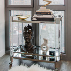 A Jet-Setter's Home Base - Decorative Objects And Figurines