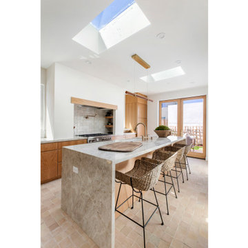 Bright, Open & Welcoming Californian Oasis