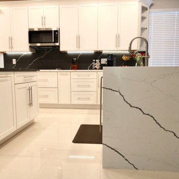 Boca Raton, Florida (Boca Falls) Diamond Vibe/Pompeii Quartz Kitchen + Bar Reno