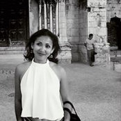 Irda Tahir's photo
