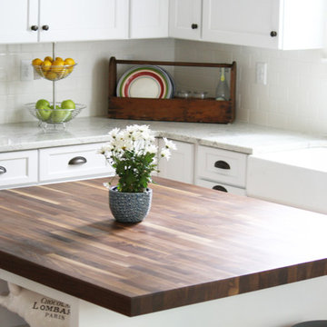 River White Granite Kitchen