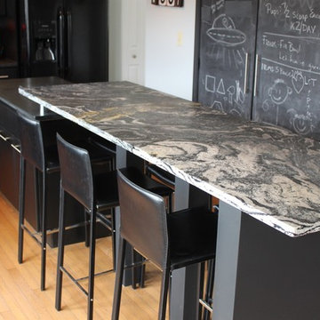 Indianapolis Black Kitchen With Style
